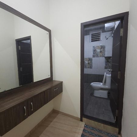 Shi'S Vilva - The Bungalow In Coimbatore - Near Airport, Kmch, Codesia Экстерьер фото