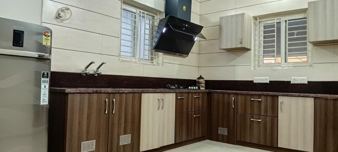 Shi'S Vilva - The Bungalow In Coimbatore - Near Airport, Kmch, Codesia Экстерьер фото