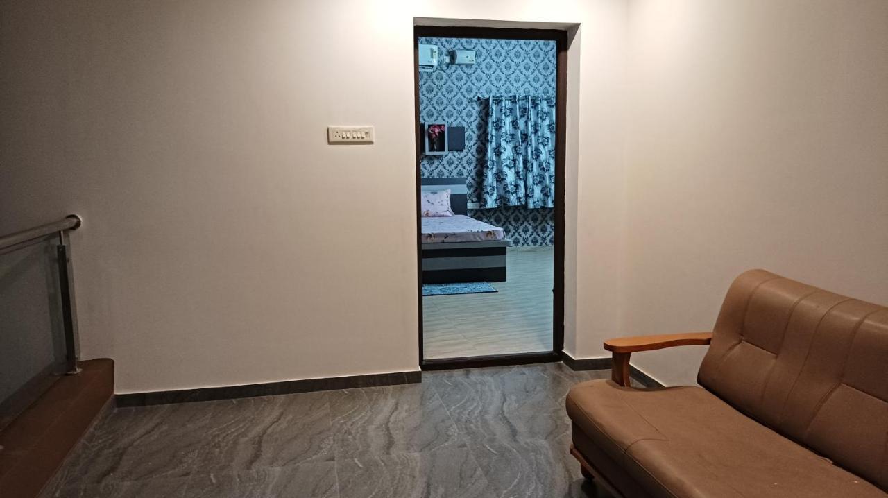 Shi'S Vilva - The Bungalow In Coimbatore - Near Airport, Kmch, Codesia Экстерьер фото